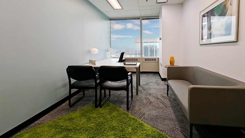 Regus - Robert Speck Parkway 4 - Mississauga, ON image 7