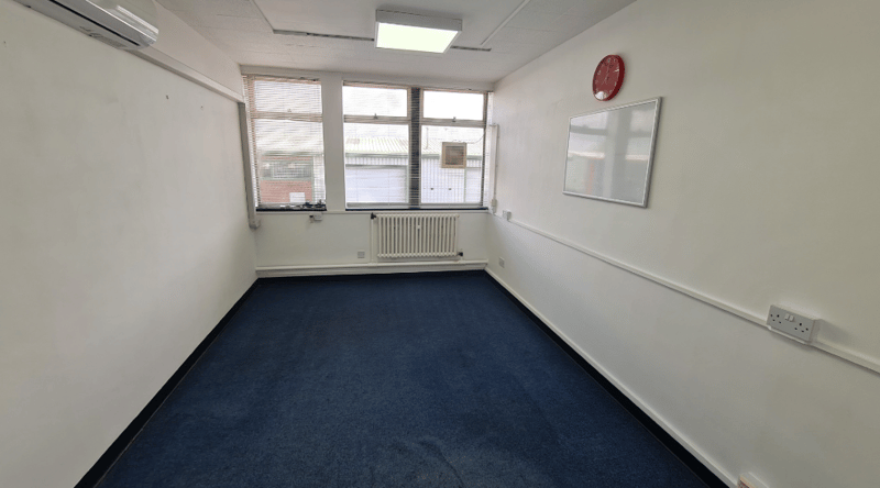 Swan Park Business Centre - Kettlebrook Road, B77 - Tamworth image 3