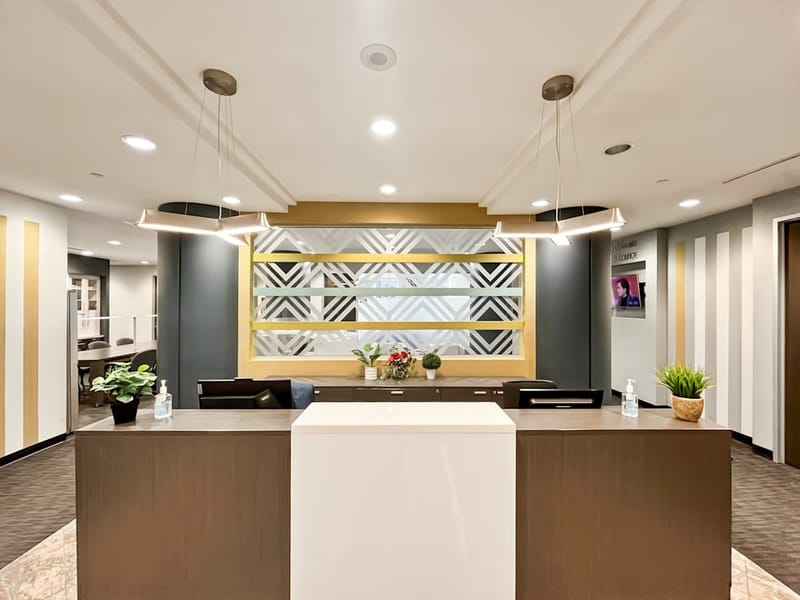 Regus - 2000 McGill College Ave - Montreal image 2