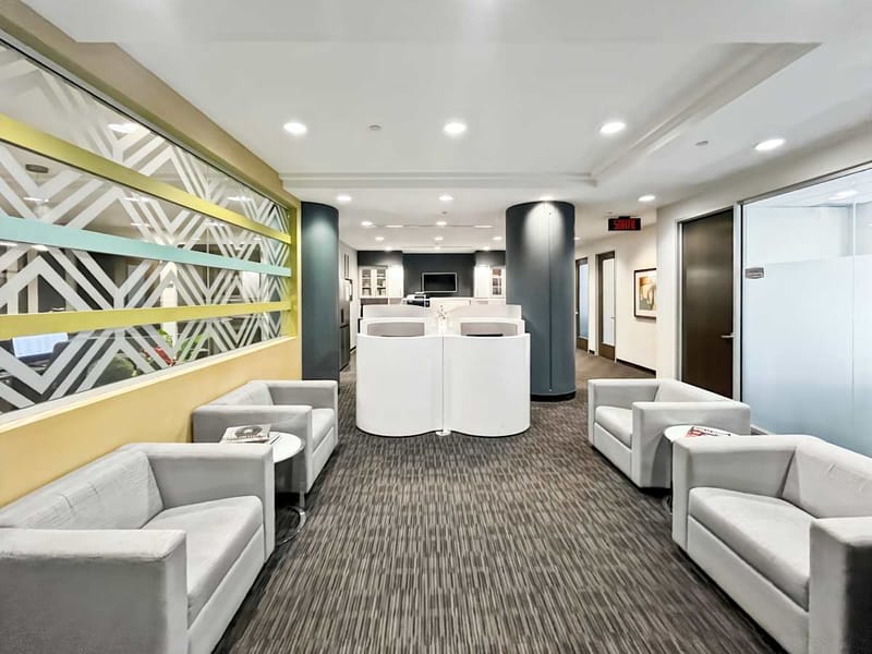 Regus - 2000 McGill College Ave - Montreal image 5