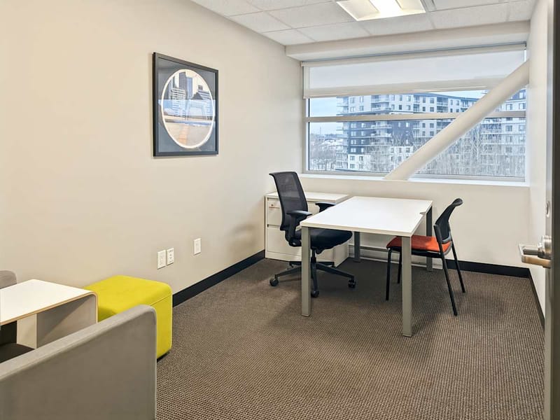 Regus - 1190B de Courchevel Street - Levis - QC image 7