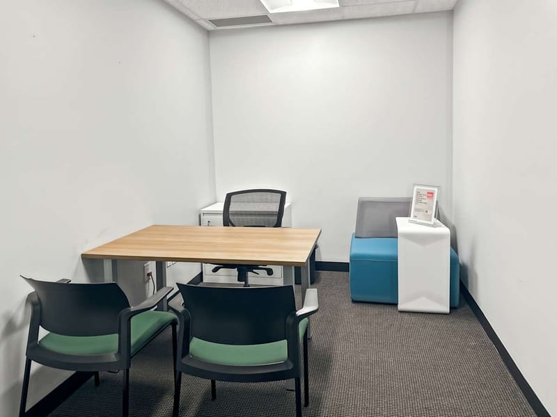 Regus - 1190B de Courchevel Street - Levis - QC image 8