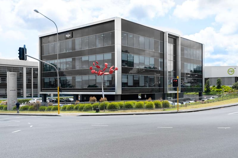 Regus - Candida Building 4 - 61 Constellation Drive - Mairangi Bay - Auckland image 7