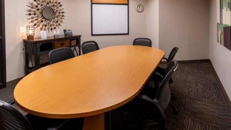 Officenters - 2042 Wooddale Drive, 55125 - Woodbury image 2