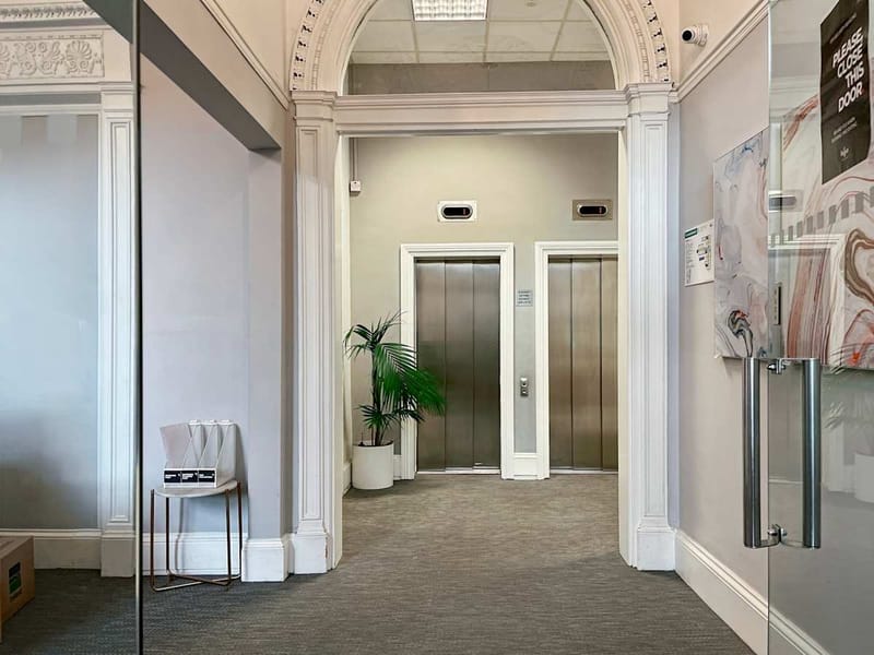 Regus - Pembroke House - 28-32 Upper Pembroke Street, Dublin 2 - Ireland image 12