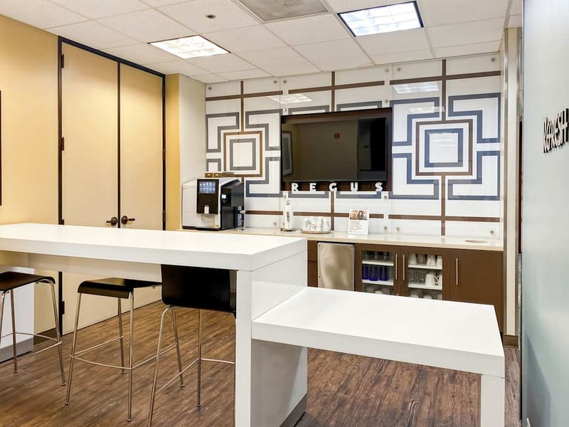 Regus - Twin Towers - Deep Valley Drive, Rolling Hills Estates - CA image 6