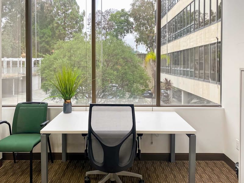 Regus - Twin Towers - Deep Valley Drive, Rolling Hills Estates - CA image 7