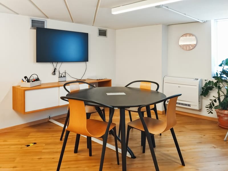 Spaces - (Regus) - Green Plaza - 59-61 Agiou Konstantinou - Athens image 10