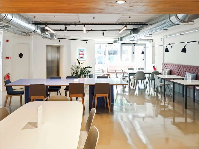 Spaces - (Regus) - Green Plaza - 59-61 Agiou Konstantinou - Athens image 11