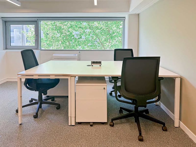 Spaces - (Regus) - Green Plaza - 59-61 Agiou Konstantinou - Athens image 4