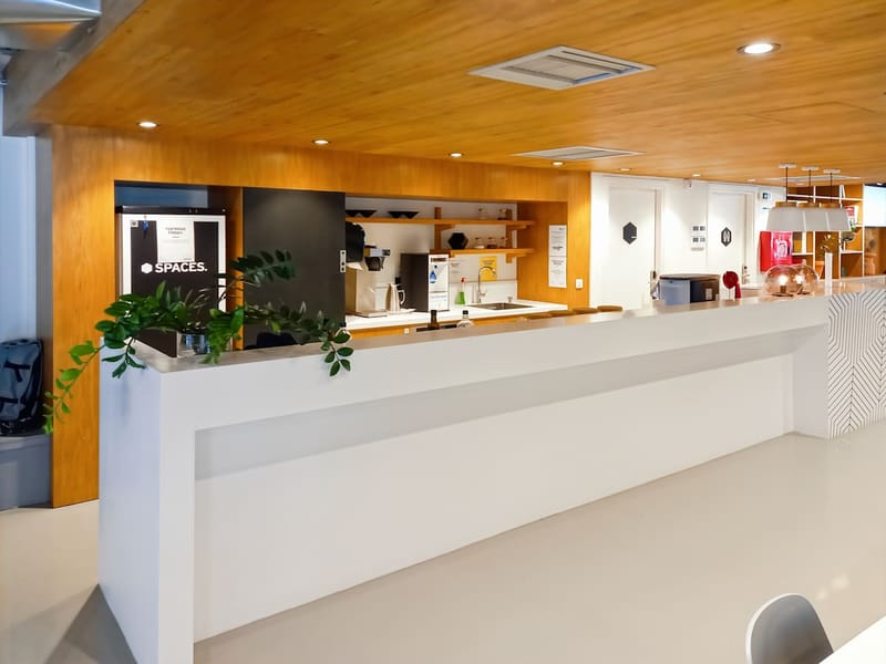 Spaces - (Regus) - Green Plaza - 59-61 Agiou Konstantinou - Athens image 6