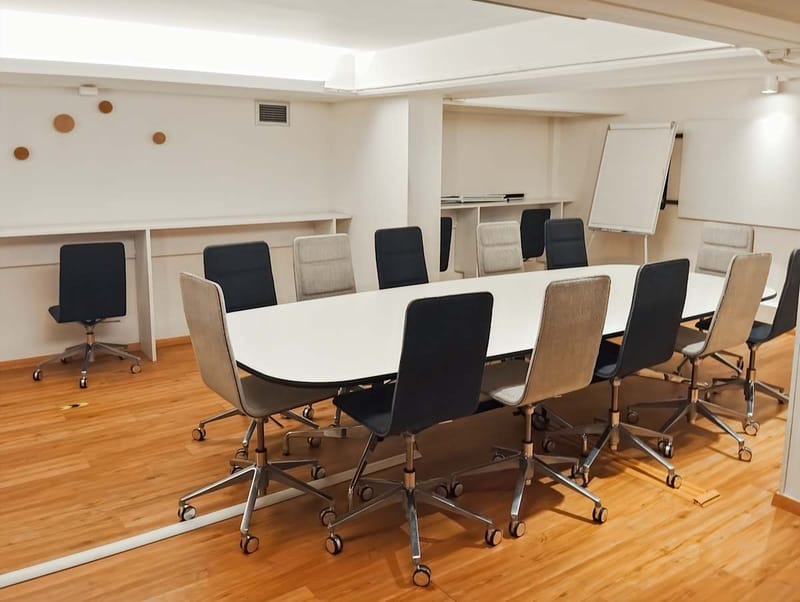 Spaces - (Regus) - Green Plaza - 59-61 Agiou Konstantinou - Athens image 8