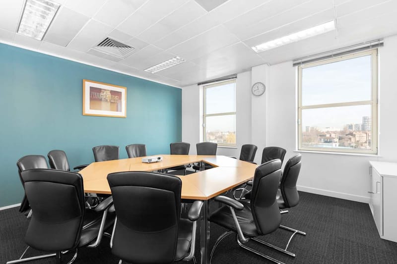 IWG (Regus) - Jhumat House, 160 London Road, IG11 - Barking image 5