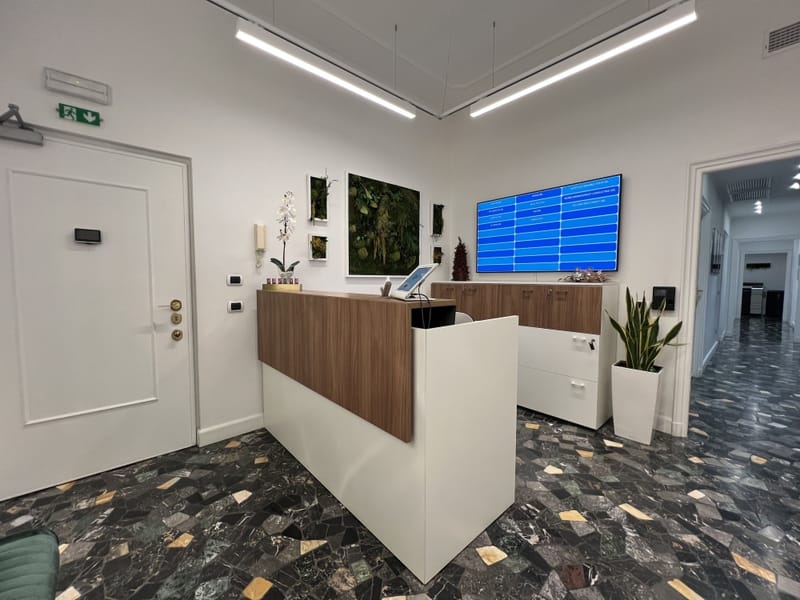 C.N.I. Business Center - 19 Piazza della Repubblica - Milan image 4