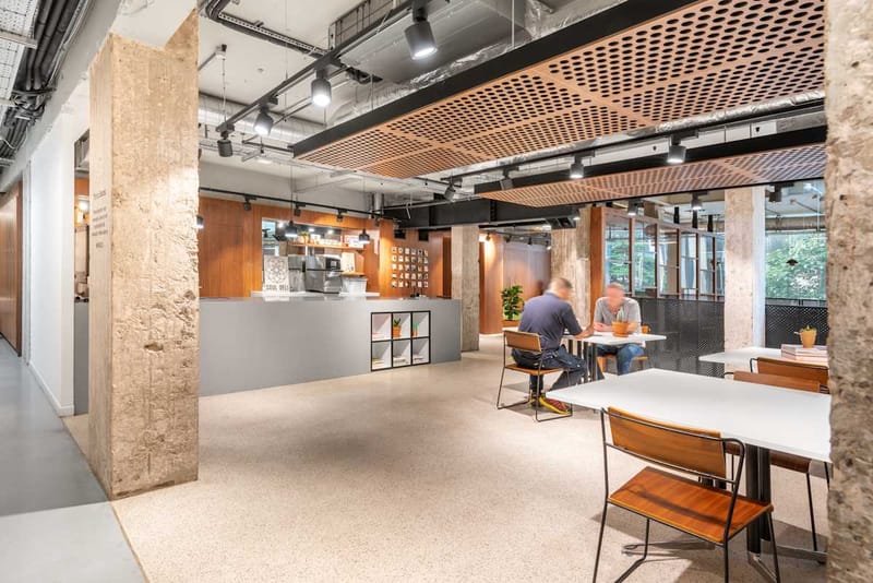 IWG (Spaces) - Peter House - Oxford Street, M1 - Manchester image 6