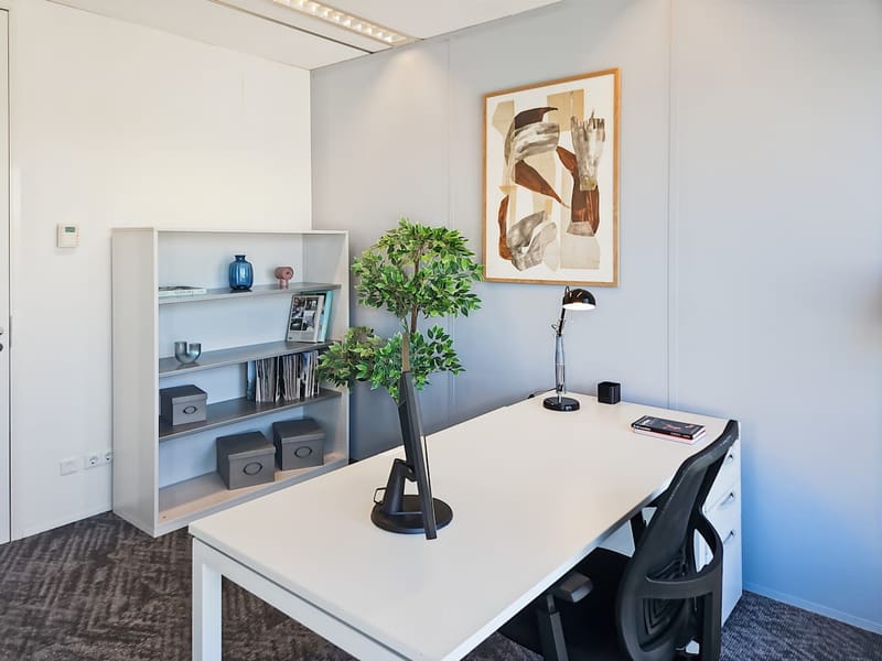 Regus - Stationsplein 91 -105, Den Bosch - Netherlands image 6