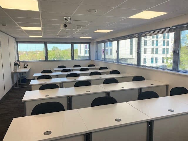 Your Office Space Limited - Gloucester House, 399 Silbury Boulevard, MK9 - Milton Keynes image 2