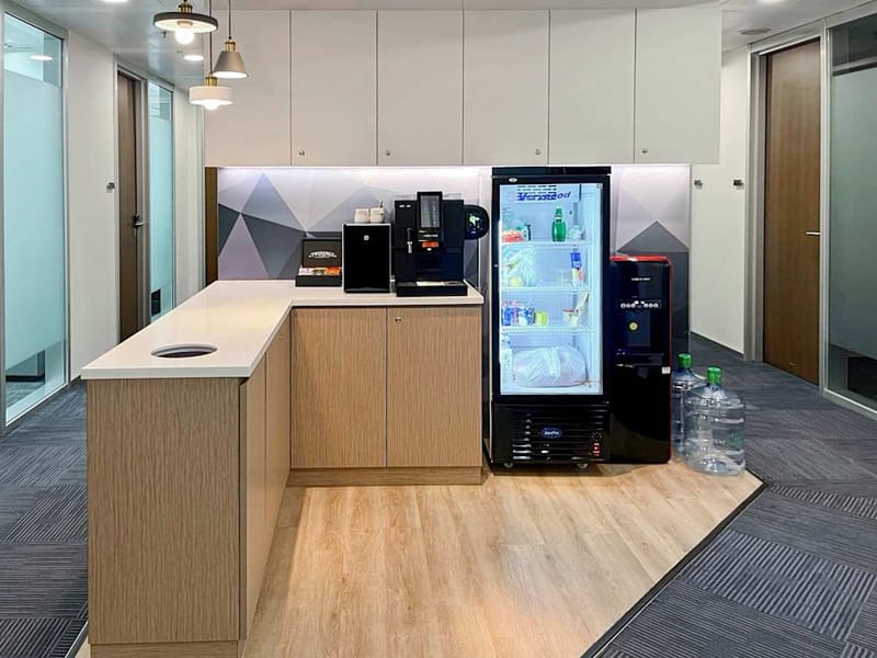 Regus - The Center, 99 Queens Road Central, Hong Kong image 6