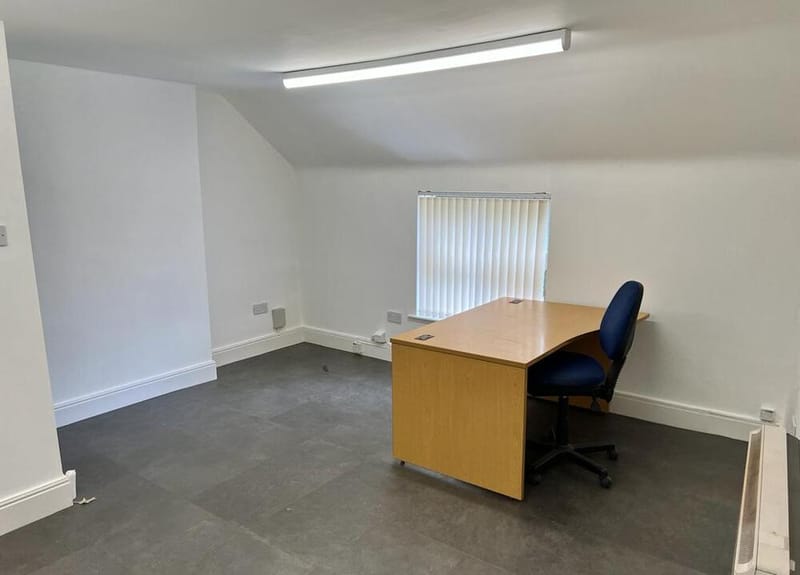 DRE Properties - Leonard House - Silver Street, B79 - Tamworth image 4
