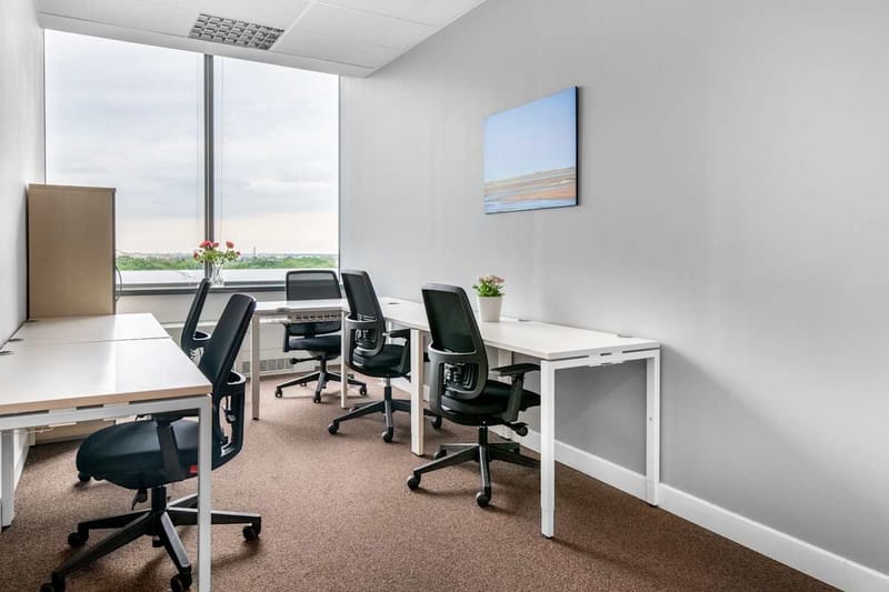 Regus - Warsaw North Gate, 17 Bonifraterska, Warsaw - Poland image 4