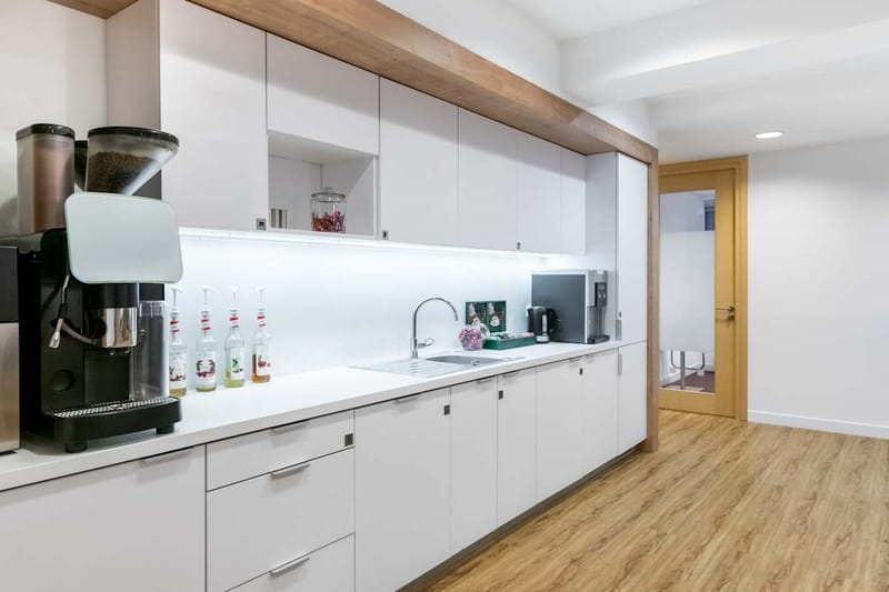 Regus - Warsaw North Gate, 17 Bonifraterska, Warsaw - Poland image 6