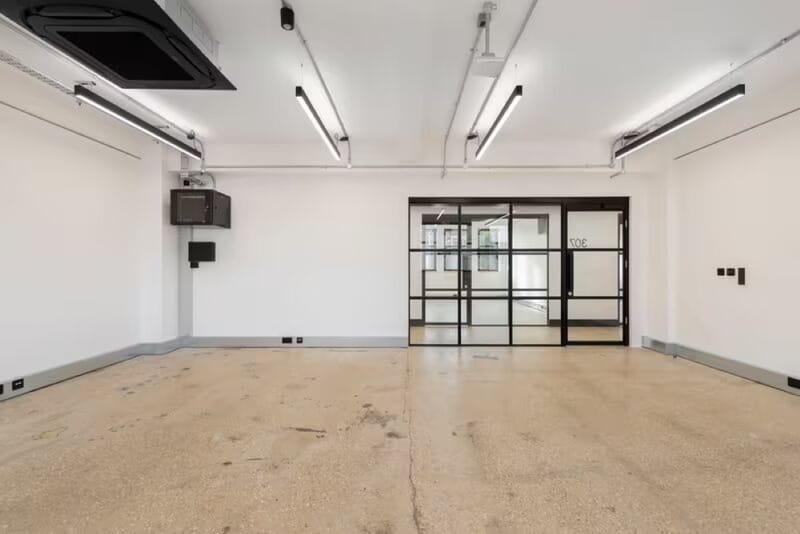 Workspace (Managed 213 - 2,623 sqft) - The Shepherds Building - Charecroft Way, W14 0EE - Hammersmith image 3