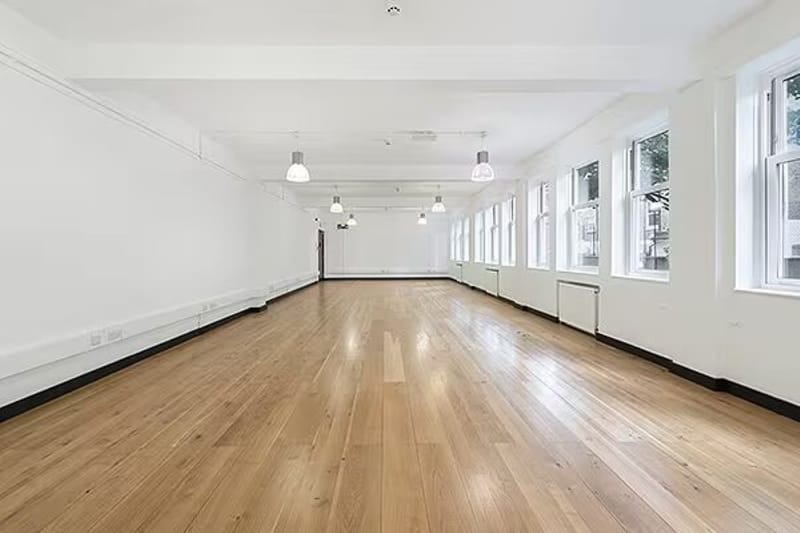 Workspace (Managed 213 - 2,623 sqft) - The Shepherds Building - Charecroft Way, W14 0EE - Hammersmith image 4