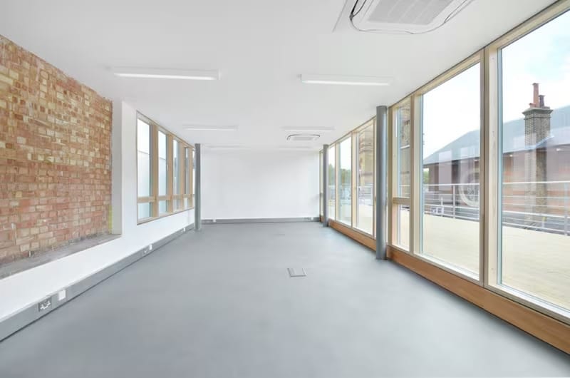 Workspace (Managed 243 - 2,614 sqft) - Exmouth House - 3-11 Pine Street, EC1R 0JH - Farringdon image 5