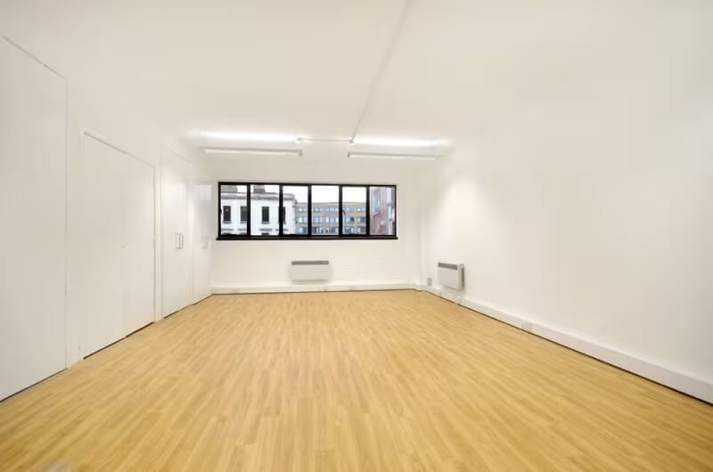 Workspace (Managed 272 - 3,863 sqft) - East London Works - 75 Whitechapel Road, E1 1DU - Whitechapel image 5