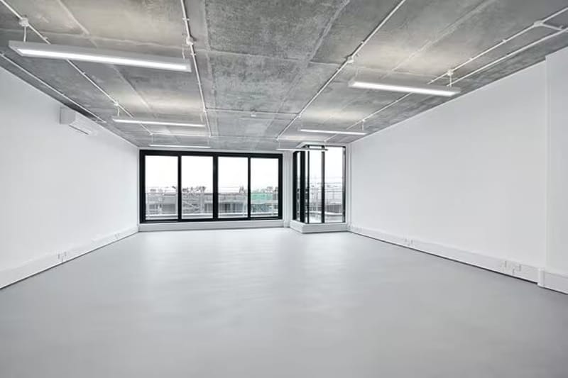 Workspace (Managed 536 - 881 sqft) - ScreenWorks - 22 Highbury Grove, N5 2EF - Highbury image 2