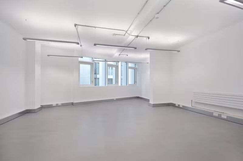 Workspace (Managed 370 - 1,833 sqft) - The Light Bulb - 1 Filament Walk, SW18 4GQ - Wandsworth image 5