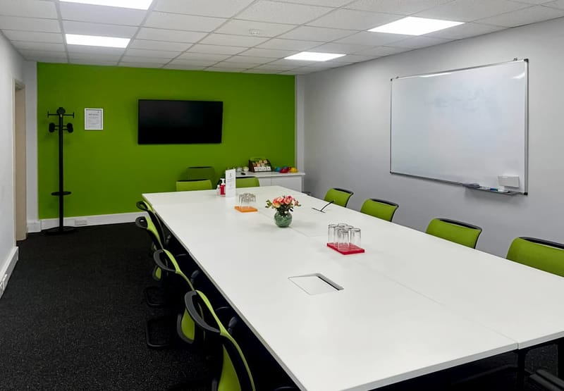 IWG (Basepoint) - Harts Farm Way, PO15 - Havant image 11