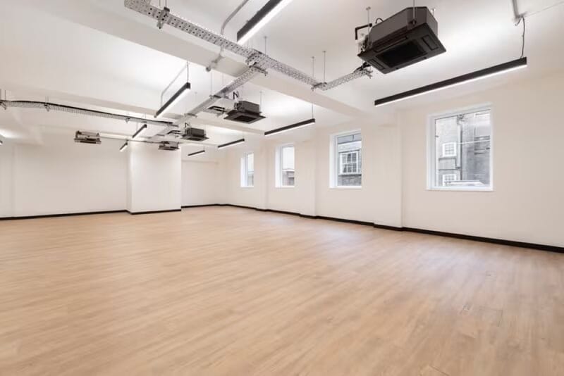 Workspace (Managed 55 - 1,985 sqft) - Bouverie House - 154-160 Fleet Street, EC4A 2DQ - Blackfriars image 4