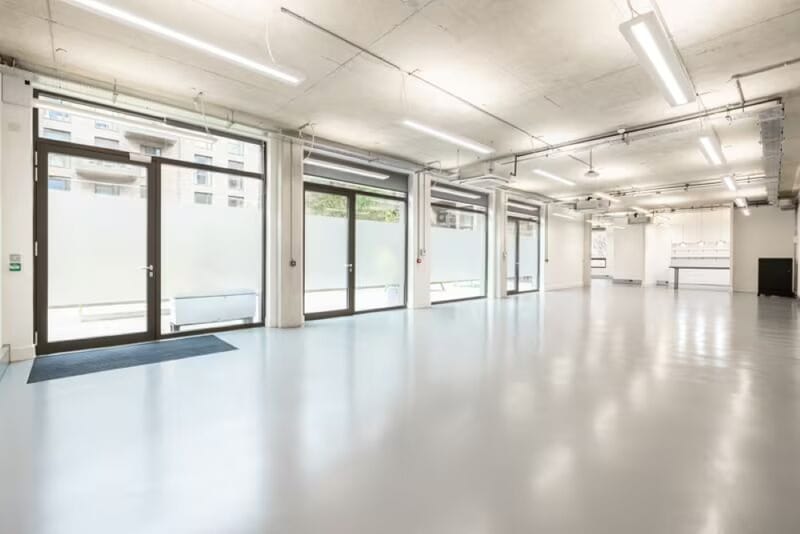 Workspace (Managed 193 - 5,022 sqft) - Grand Union Studios - 332 Ladbroke Grove, W10 5AD - Westbourne Park image 4