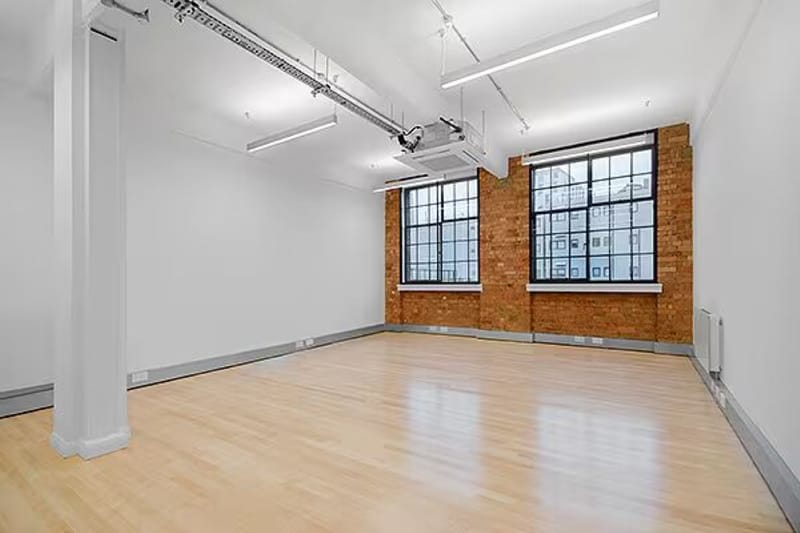 Workspace (Managed 138 - 906 sqft) - The Print Rooms - 164-180 Union Street, SE1 0LH - Waterloo image 2
