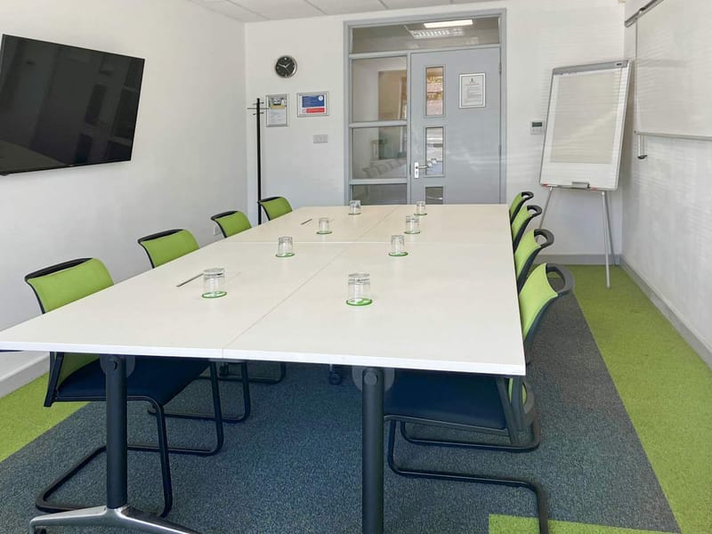 IWG (Basepoint) - Metcalf Way,RH11 - Crawley image 6