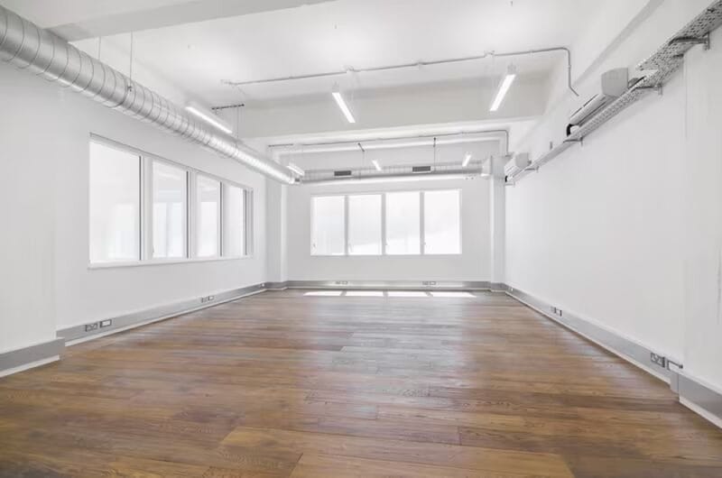 Workspace (Managed 200 - 2,143 sqft) - The Record Hall - 16-16A Baldwin Gardens, EC1N 7RJ - Chancery Lane image 3