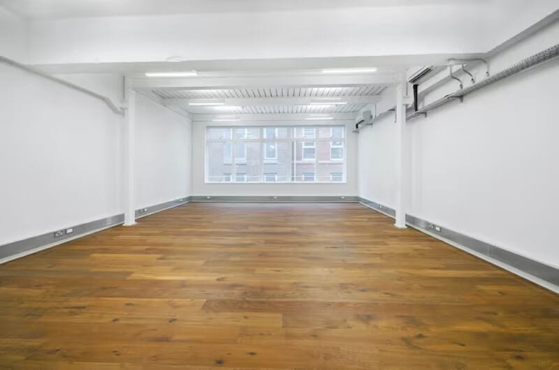 Workspace (Managed 200 - 2,143 sqft) - The Record Hall - 16-16A Baldwin Gardens, EC1N 7RJ - Chancery Lane image 4