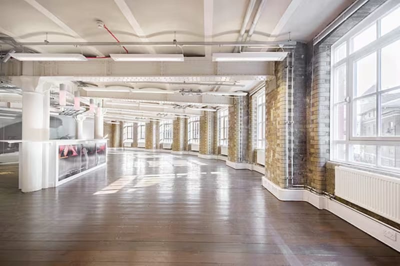 Workspace (Managed 146 - 2,098 sqft) - Clerkenwell Workshops - 27-31 Clerkenwell Close, EC1R 0AT - Clerkenwell image 2
