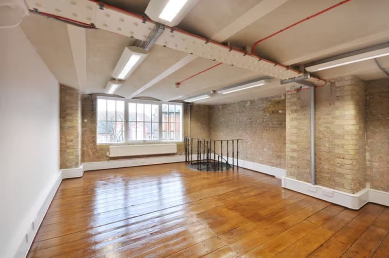 Workspace (Managed 146 - 2,098 sqft) - Clerkenwell Workshops - 27-31 Clerkenwell Close, EC1R 0AT - Clerkenwell image 4