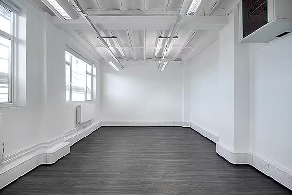Workspace (Managed 150 - 2,776 sqft) - The Light Box - 111 Power Road, W4 5PY - Chiswick image 4