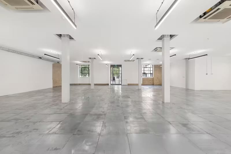 Workspace (Managed 239 - 6,481 sqft) - Centro Buildings - 20-23 Mandela Street, NW1 0DU - Camden Town image 4