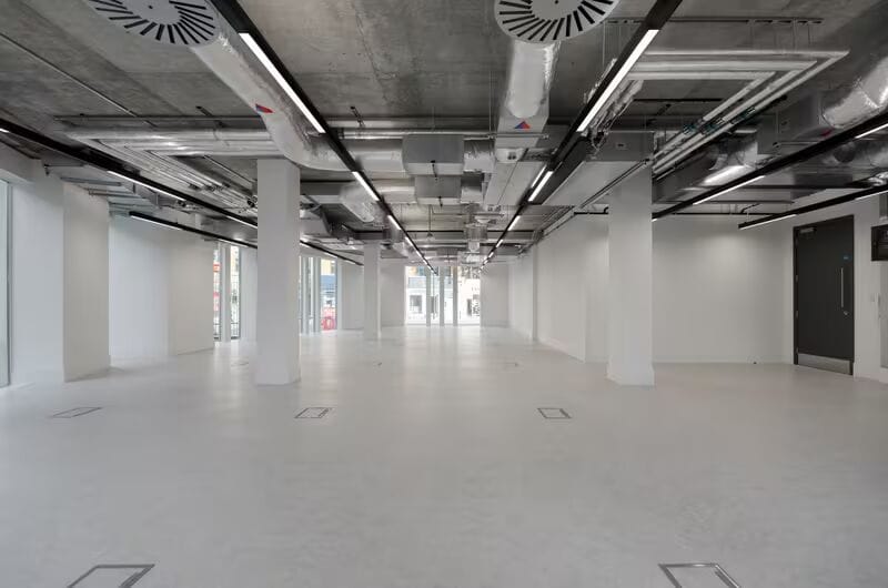 Workspace (Managed 268 - 1,718 sqft) - Edinburgh House - 170 Kennington Lane, SE11 5DP - Kennington image 2