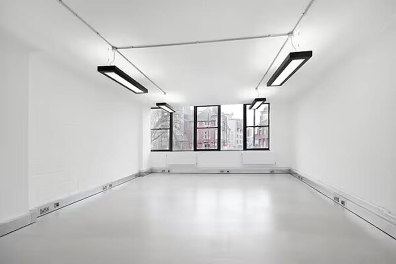 Workspace (Managed 327 - 2,015 sqft) - E1 Studios - 3-15 Whitechapel Road, E1 1DU - Aldgate image 5