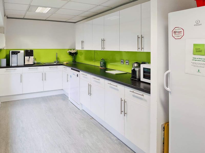 IWG (Basepoint) - The Old Rectory - Springhead Road, DA11 , Northfleet image 8