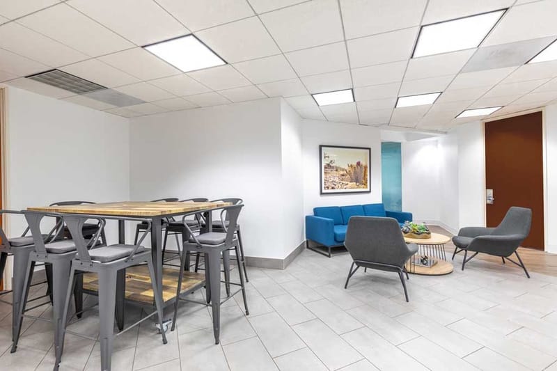 Premier Workspaces - ETO - 11400 West Olympic Blvd. LA image 4