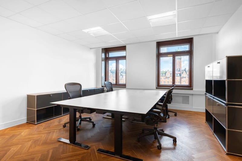 IWG (Regus) - 16 Raadhuspladsen,1550 - Copenhagen image 2