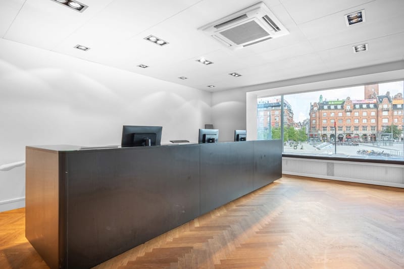 IWG (Regus) - 16 Raadhuspladsen,1550 - Copenhagen image 3