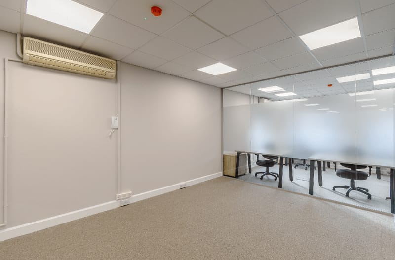 Hello Owl - Middle Floor, 3, Penta Court, WD6 - Borehamwood, image 3