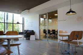 The Train Business Hub - 121 Ruta Nacional Secundaria, 11904 - San Jose image 3